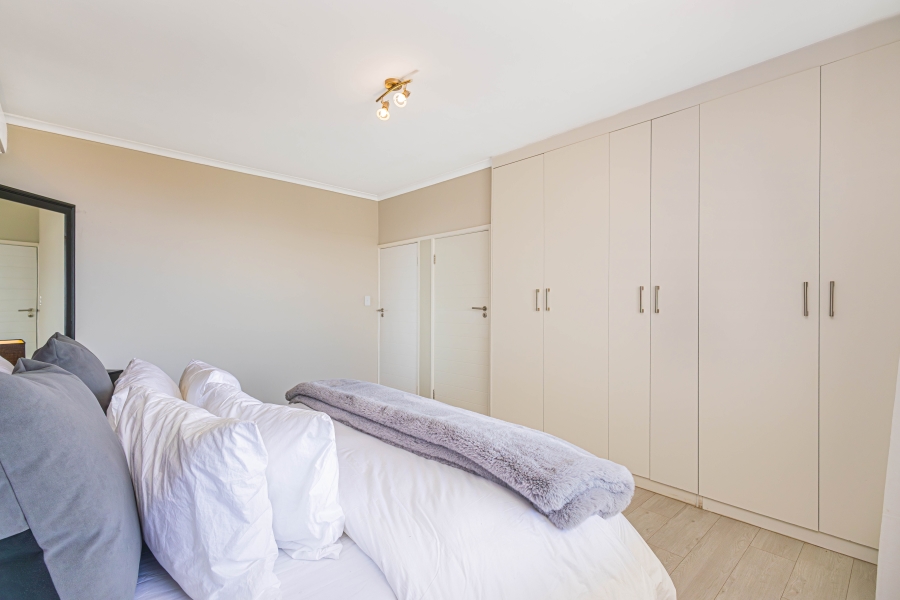 To Let 2 Bedroom Property for Rent in Camps Bay Western Cape